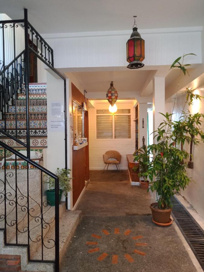 Airport Hostel Manila Pasay Exterior photo
