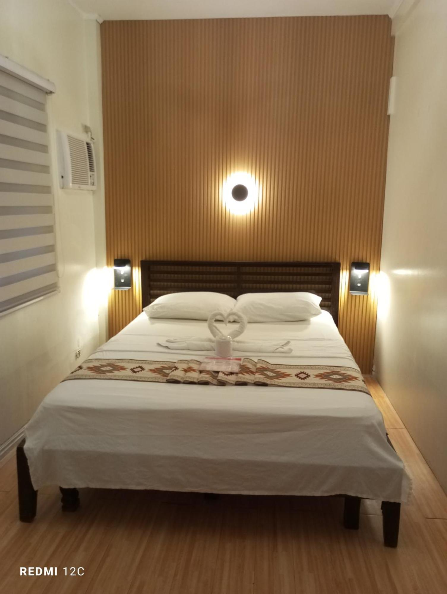Airport Hostel Manila Pasay Exterior photo