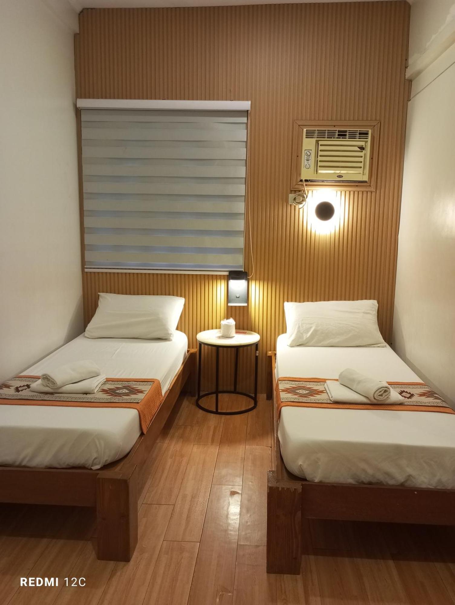 Airport Hostel Manila Pasay Exterior photo